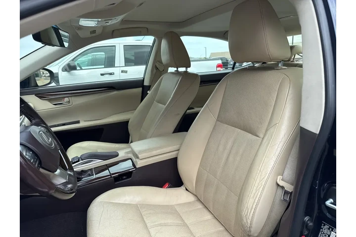 $17950 : Lexus ES 350 2016 4dr Sedan image 5