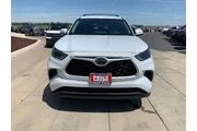 Toyota Highlander 2023 L 4dr en Modesto