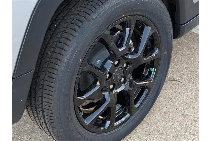 $33410 : Jeep Compass 2026 4x4 Latitu image 6