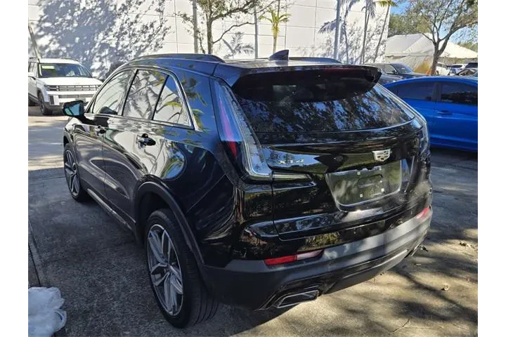 $27647 : Cadillac XT4 2023 Sport 4dr image 8