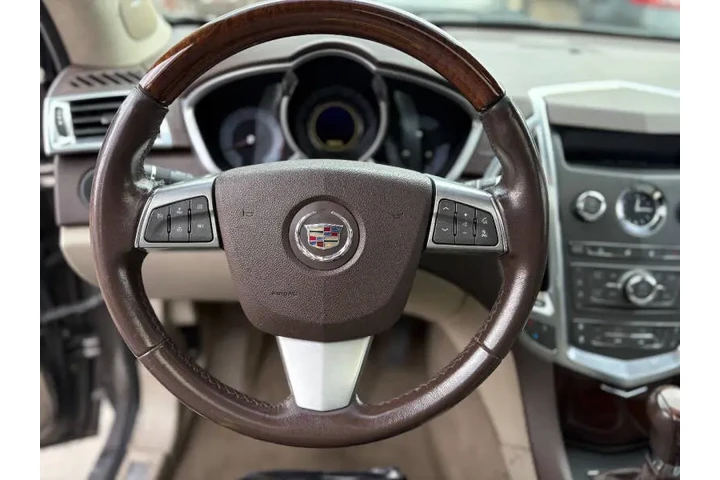 $6995 : 2011 SRX Luxury Collection image 7