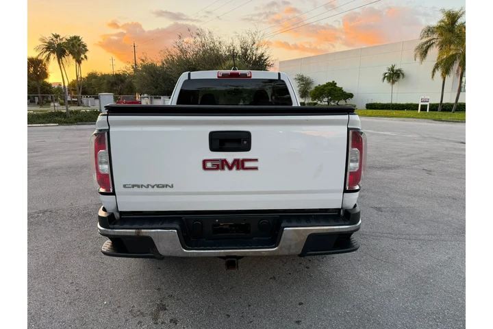 $9900 : GMC CANYON image 4