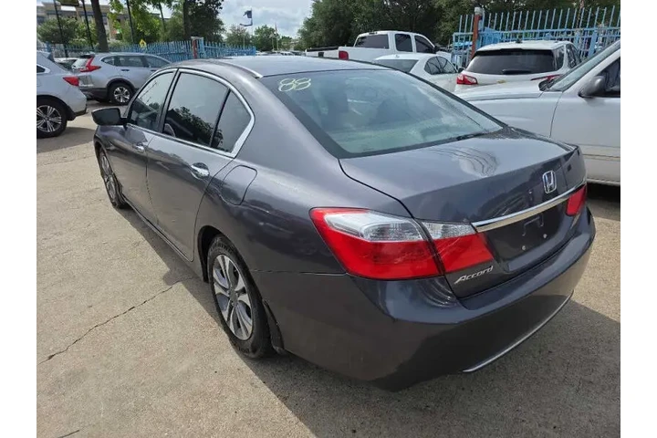 $8000 : 2014 Accord LX image 7
