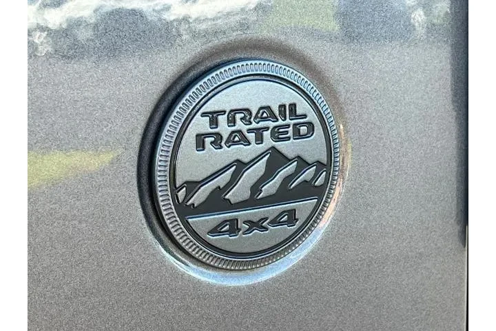 $29175 : Jeep Wrangler Unlimited 2022 image 3