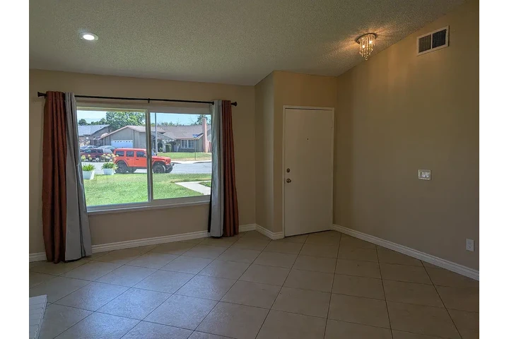 $1470 : Rialto- Listo image 6
