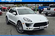 $28995 : 2017 Macan thumbnail