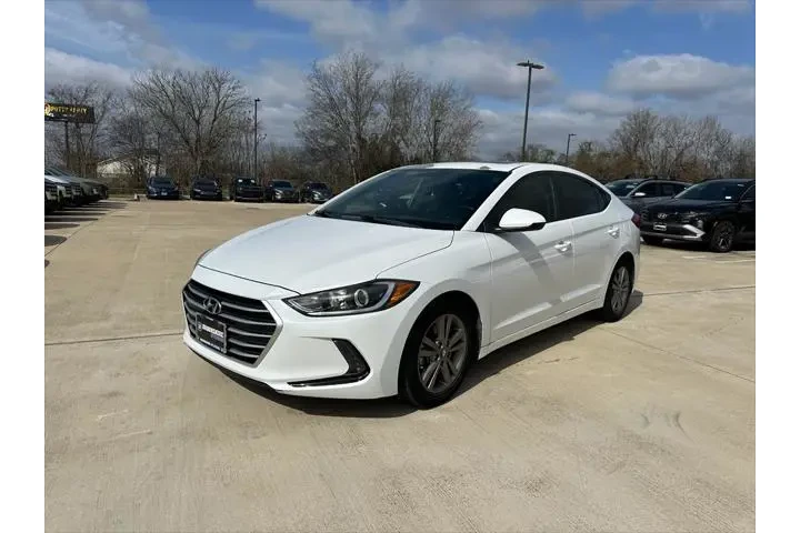 $12795 : Hyundai ELANTRA 2018 Value E image 1