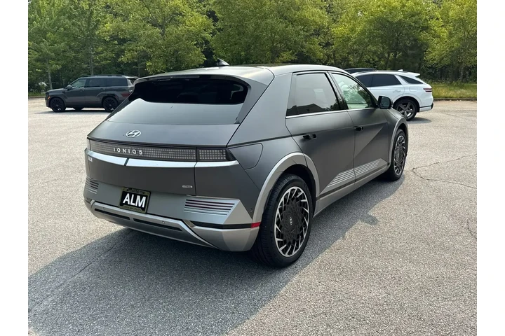 $28160 : Hyundai IONIQ 5 2023 AWD Lim image 5