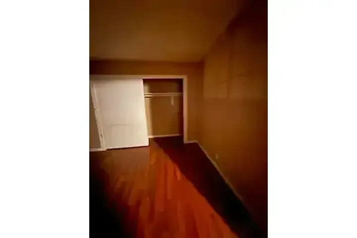 2 RECÁMARAS, 1 BAÑO image 1