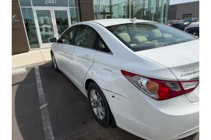 $6866 : Hyundai SONATA 2012 GLS 4dr image 5