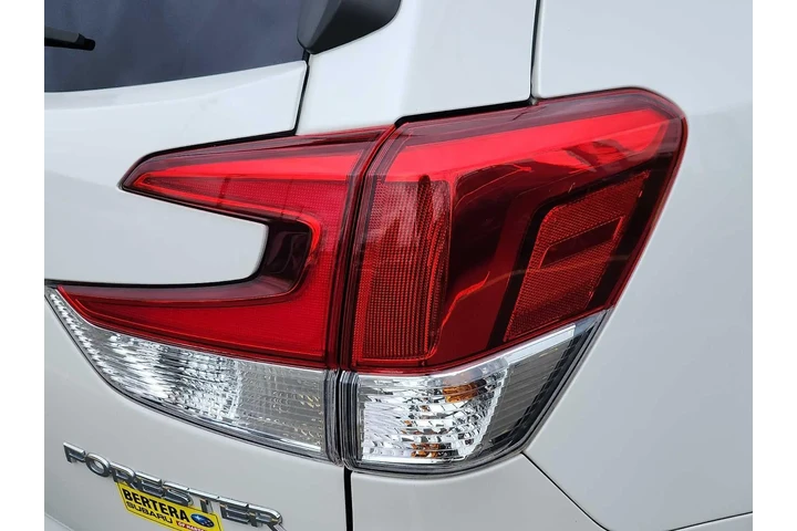 $20799 : Subaru Forester 2020 AWD Pre image 10