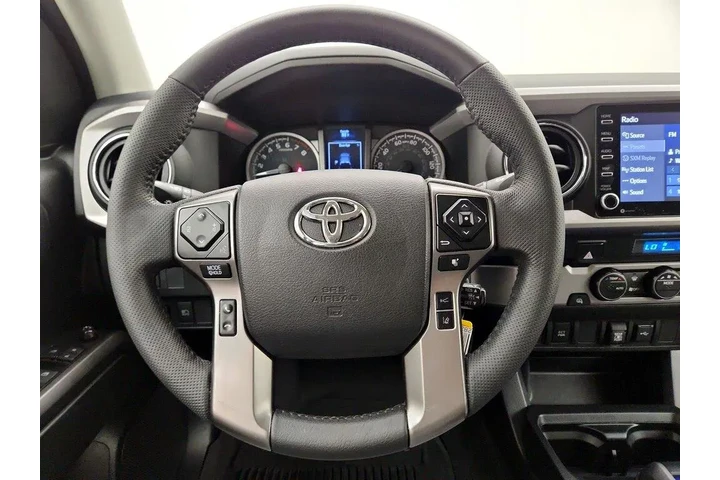 $29998 : Toyota Tacoma 2021 4x2 SR5 V image 10