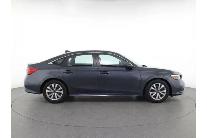 $20982 : Honda Civic 2023 LX 4dr Seda image 8