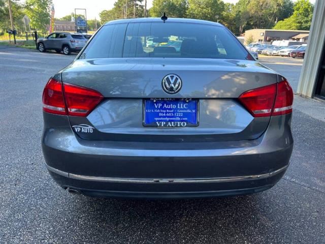 $12499 : 2014 Passat 2.0L TDI SEL Prem image 7