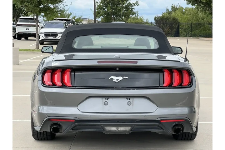 $17499 : Ford Mustang 2021 EcoBoost P image 8