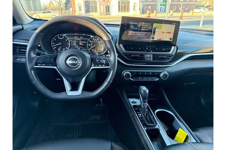 $14495 : 2024 Altima SR FWD image 7