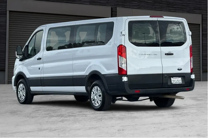 $33693 : Ford Transit 2023 350 XL 3dr image 6