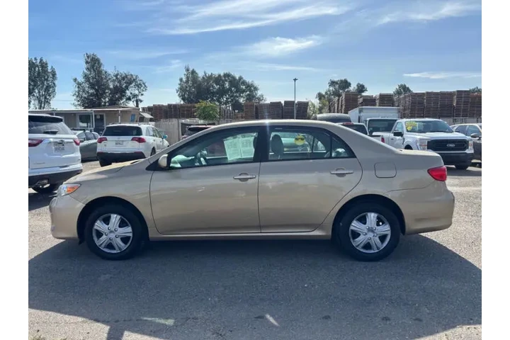 $12999 : 2011 Corolla S image 8