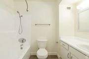$1350 : Apartment for rent thumbnail