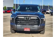 $38495 : Toyota Tundra 2023 4x4 SR5 4 thumbnail