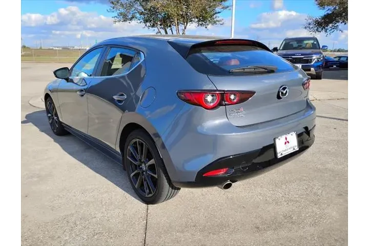$26998 : Mazda Mazda3 Hatchback 2024 image 2