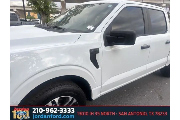 $27925 : Ford F-150 2023 4x2 XL 4dr S image 4