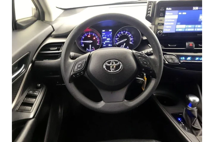 $20998 : Toyota C-HR 2020 LE 4dr Cros image 10