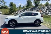 $19173 : PRE-OWNED 2020 NISSAN ROGUE SV thumbnail