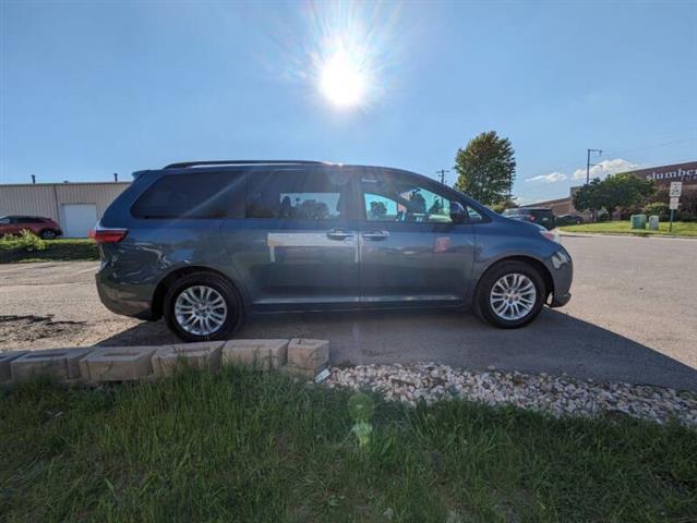 $18990 : 2015 Sienna Limited Premium 7 image 7