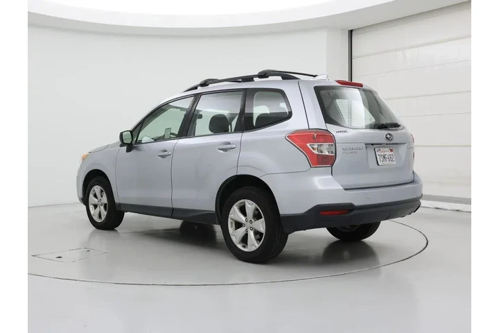 $13998 : Subaru Forester 2016 AWD 2.5 image 2