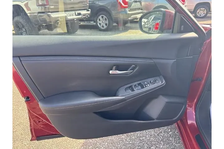 $15499 : Nissan Sentra 2021 SV 4dr Se image 8