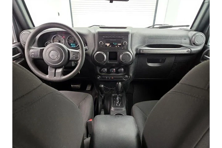 $16998 : Jeep Wrangler 2017 4x4 Sport image 9