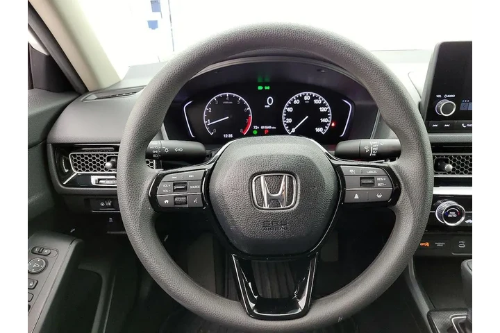 $25998 : Honda Civic 2025 LX 4dr Seda image 10