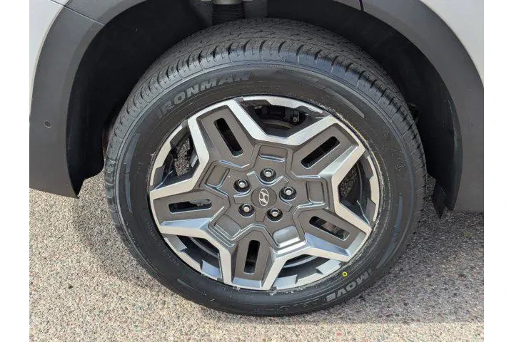 $27990 : Hyundai SANTA FE Hybrid 2022 image 10