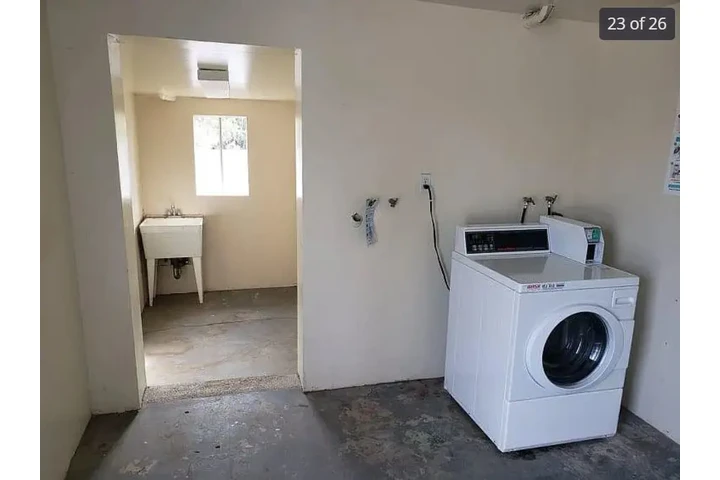 $1500 : Apartmento Desert Hot Springs image 5