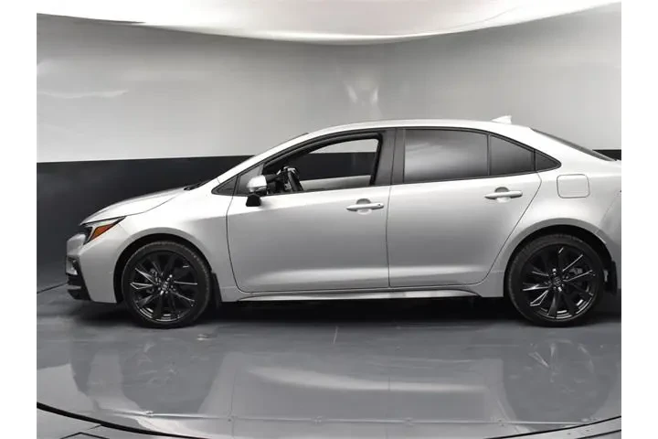 $21874 : Toyota Corolla 2025 SE 4dr S image 5