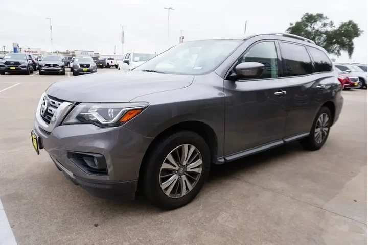 $15288 : Nissan Pathfinder 2020 4x4 S image 3