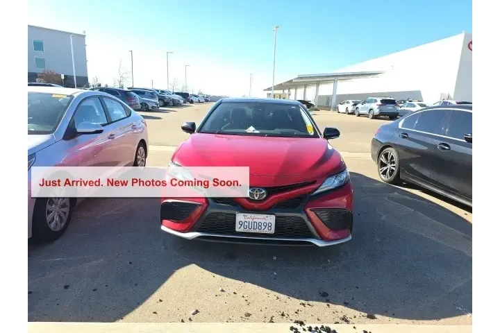 $30900 : Toyota Camry 2023 XSE V6 4dr image 2