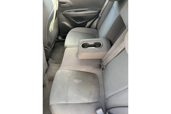 $8999 : 2017 Trax LS image 8