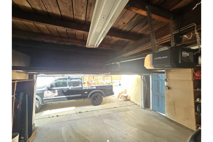 Garage door opener / motor image 2