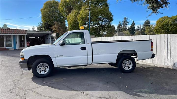 $5500 : 2000 CHEVROLET SILVERADO 2500 image 3