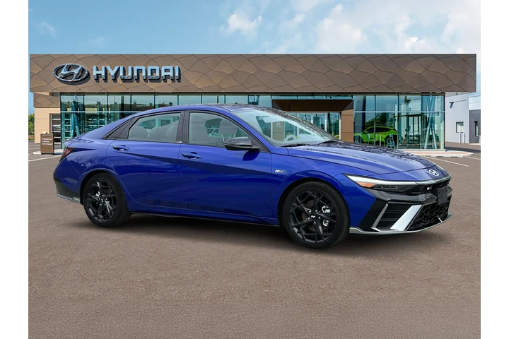 $23899 : Hyundai ELANTRA 2025 N Line image 10