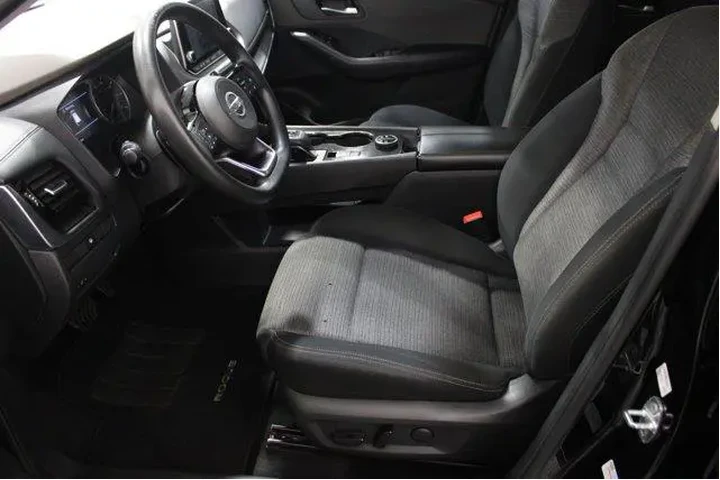 $21905 : Nissan Rogue 2021 AWD SV 4dr image 5