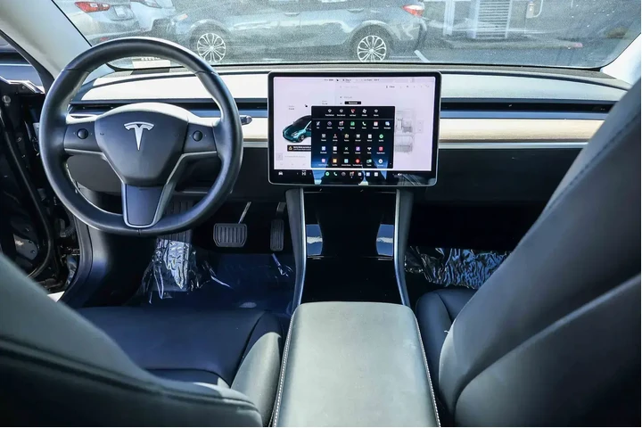 $21000 : Tesla Model 3 2019 Long Rang image 8