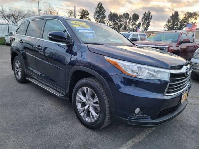 $18599 : 2015 Highlander XLE image 3