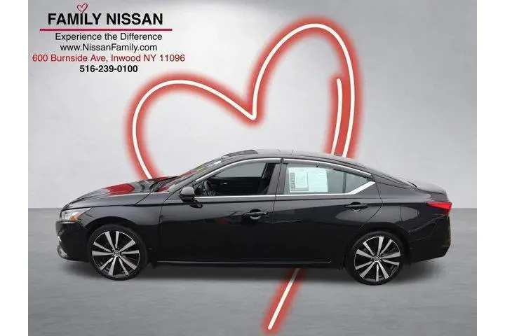 $15761 : Nissan Altima 2021 2.5 SR 4d image 6