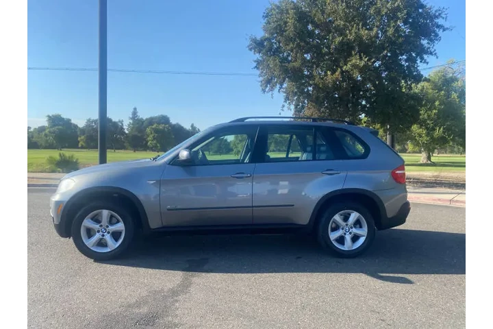 $11750 : 2009 BMW X5 xDrive30i image 4