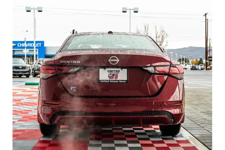 $17688 : Nissan Sentra 2025 SV 4dr Se image 5
