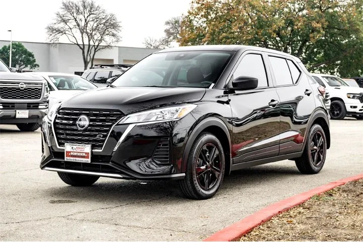 $21599 : Nissan Kicks Play 2025 S 4dr image 9