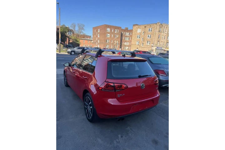 $8999 : 2016 Golf TSI SE image 9